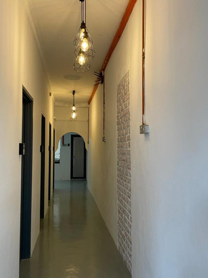 Guest House "Feel At Home" Near A Famosa Fortress & Stadhuys Malacca ภายนอก รูปภาพ